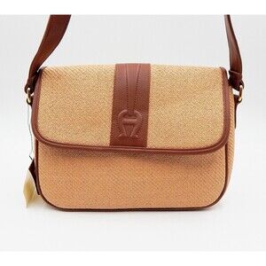 Etienne Aigner Woven Envelope Style Handbag Shoulder Bag Purse Faux Leather Tag